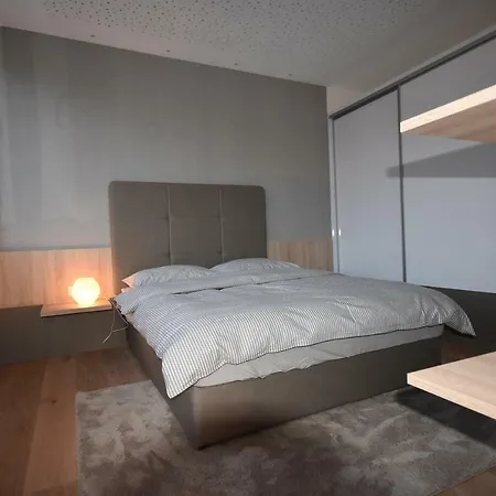 Royal Apartment *